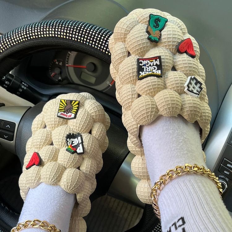 Hot Sale Eva Foam Home Beach zapatillas Mujer Femme Slides Lychee Tea Grey Blue Pink Bubble Slippers with Charms footwear