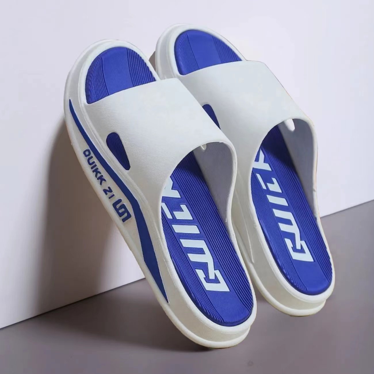 2024 Men's and Women's Summer Slides Non-Slip Soft Bottom Bath Slippers for Home Use with Deodorant Feature for Outgoings
