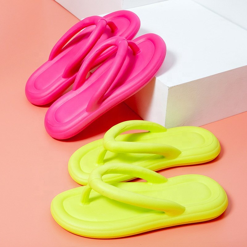 Best Selling Summer New Outdoor Non-Flat Sandals Comfortable Summer Beach Slide Slippers For Women
