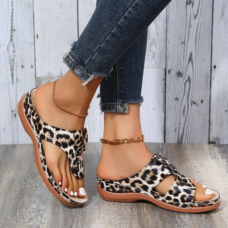 Soft Non-slip Round Head Thick Bottom Women Slides Slippers Summer New Style Flip Flop Strap Sandal