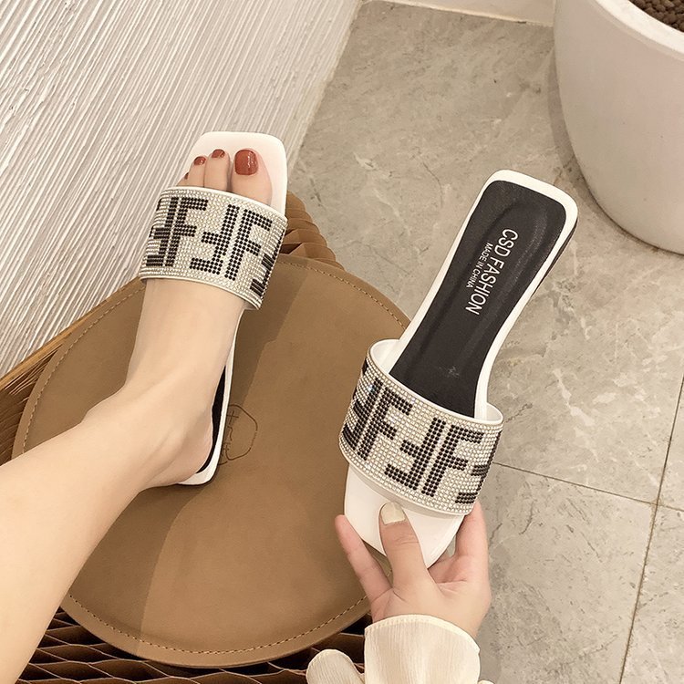 2024 new style Diamonds square toe female outside wear women's shoes slides large size twinkle Slipper for Women