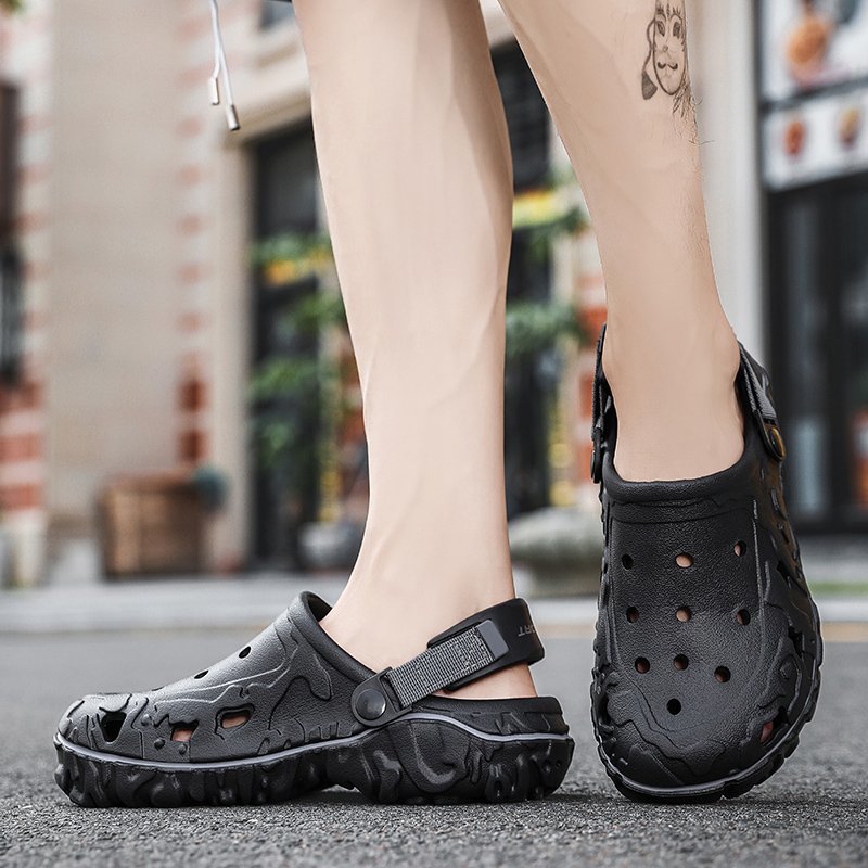 Wholesale Customize house slides slippers men sporty shoes fashion flat slipper EVA male beach summer clogs