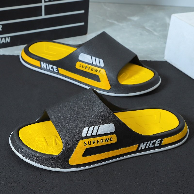 2023 Factory Wholesale Black Outdoor Sports Slippers Fashion Non-slip Slides Sandals Indoor Slippers For Men