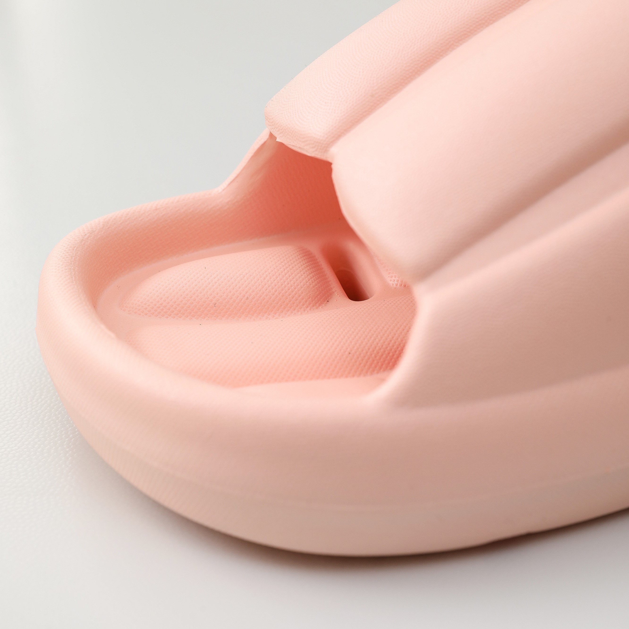 Bath slippers wholesale all EVA material unisex with 8 colors House Slides Pure Color Indoor cloud slipper
