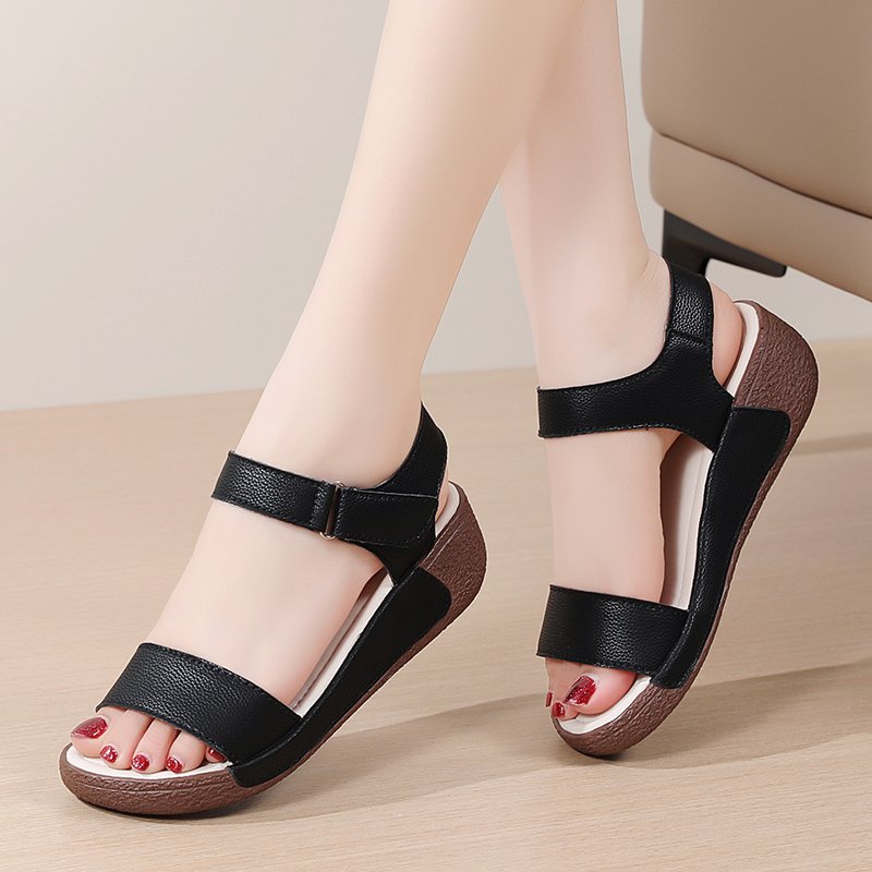 2024 Cow Leather Buckle Straps Platform Slippers Women's Slides Slippers Ladies Flat Beach Slippers