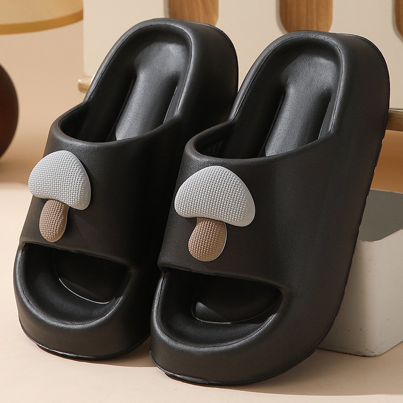 Summer New Mushroom Slippers With Soft Soles For Outdoor Wear Indoor Silent Non Slip and Sool Slippers for Women