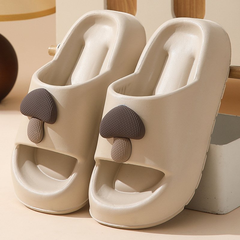 Summer New Mushroom Slippers With Soft Soles For Outdoor Wear Indoor Silent Non Slip and Sool Slippers for Women