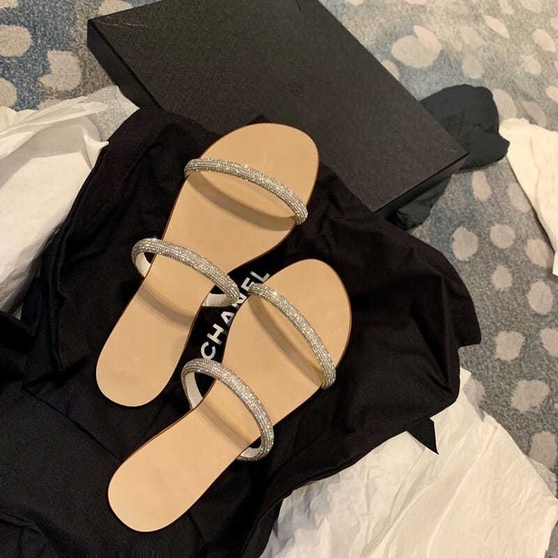 Summer Beach Flat Ladies Two Band Slippers and Sandals New Design Slide Slippers for Women Outdoor Slippers
