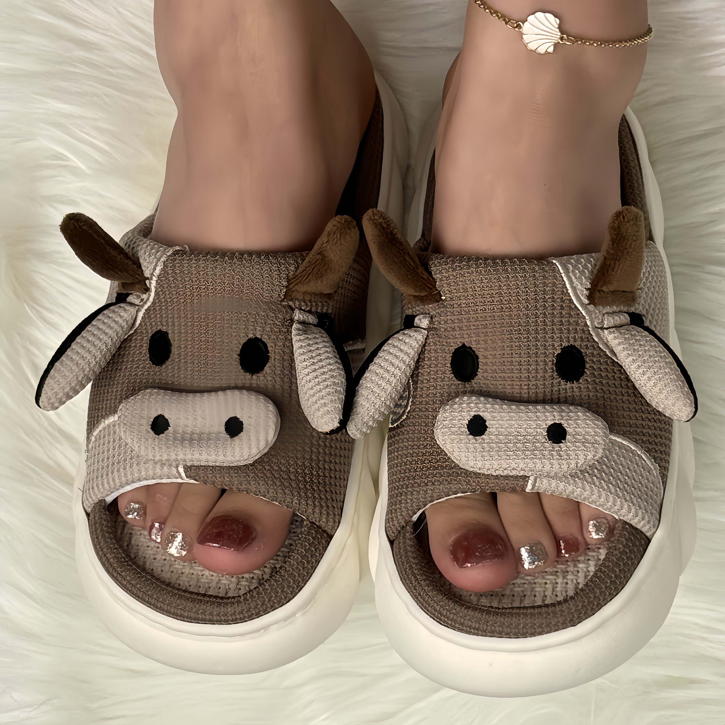 Hot Selling Indoor Home Cow Slippers Linen Cotton Material Open Toe Slides Slippers for Women and Men
