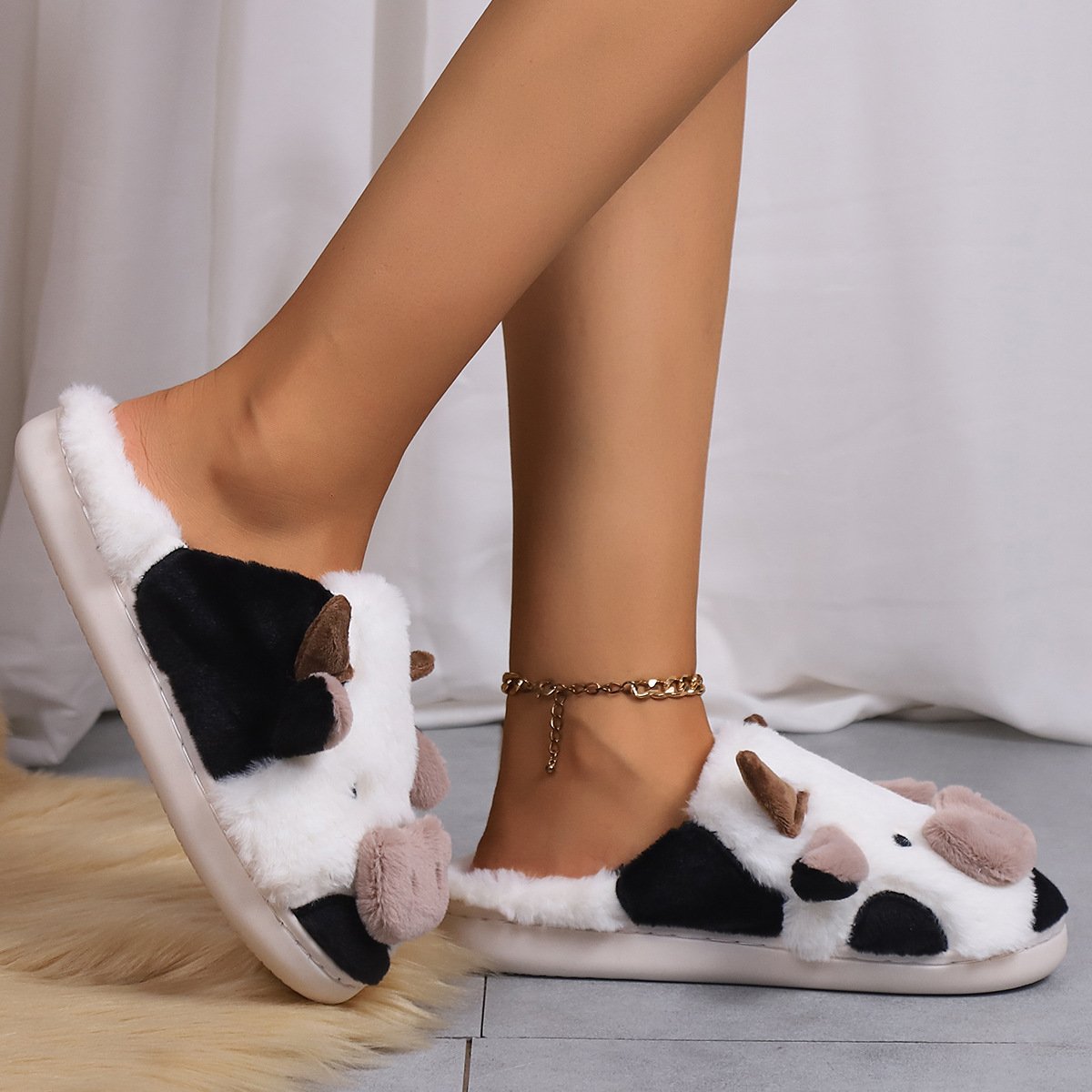 Cute Cow fuzzy Animal Indoor Slides Slippers Plush Soft Ladies House fluffy slippers Bedroom Fur Winter Slippers for Women