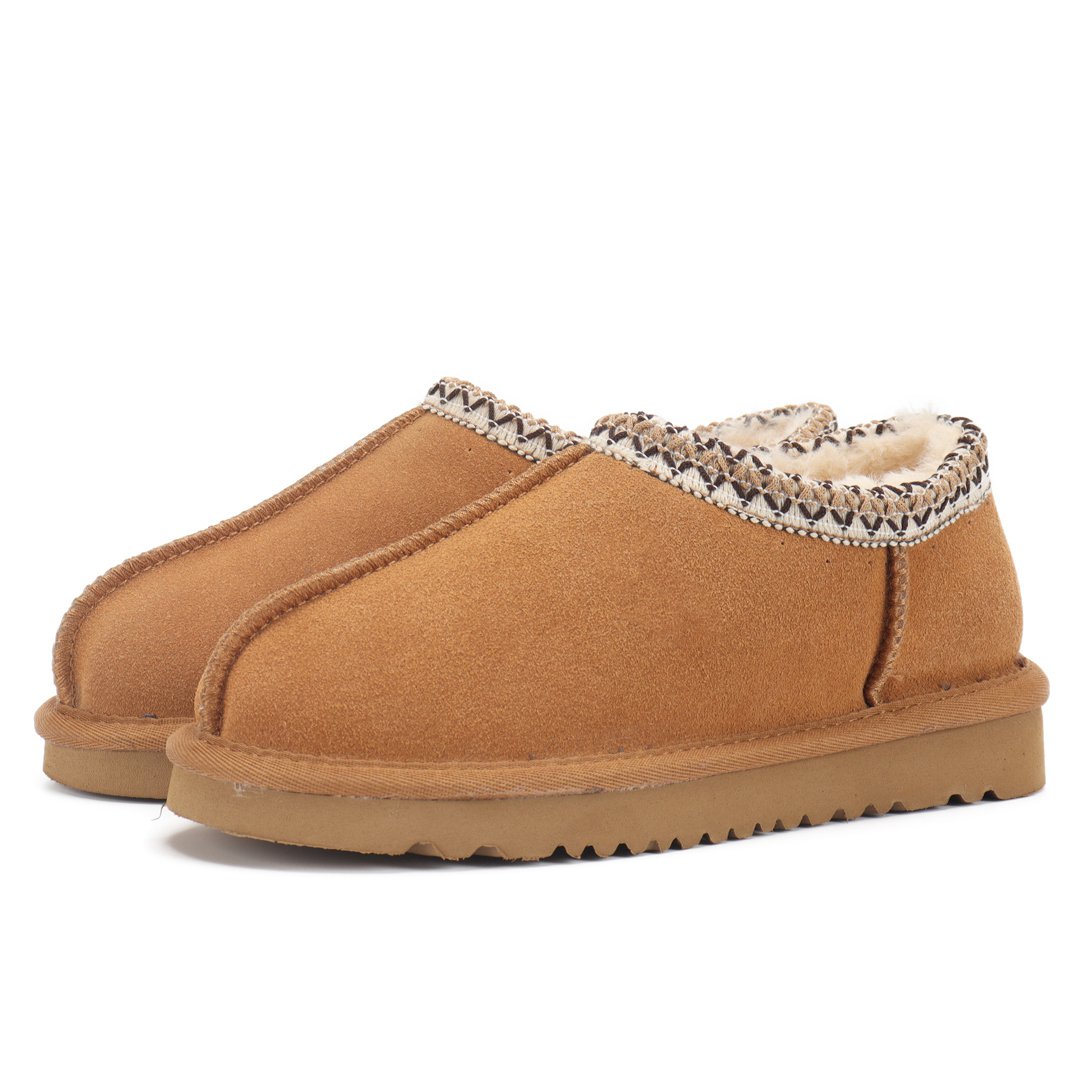 Wholesale Embroidered Flat Fluffy Customized Winter Warm Suede Faux Shoes Fashion Fur Slides Slippers Femme for women and ladies