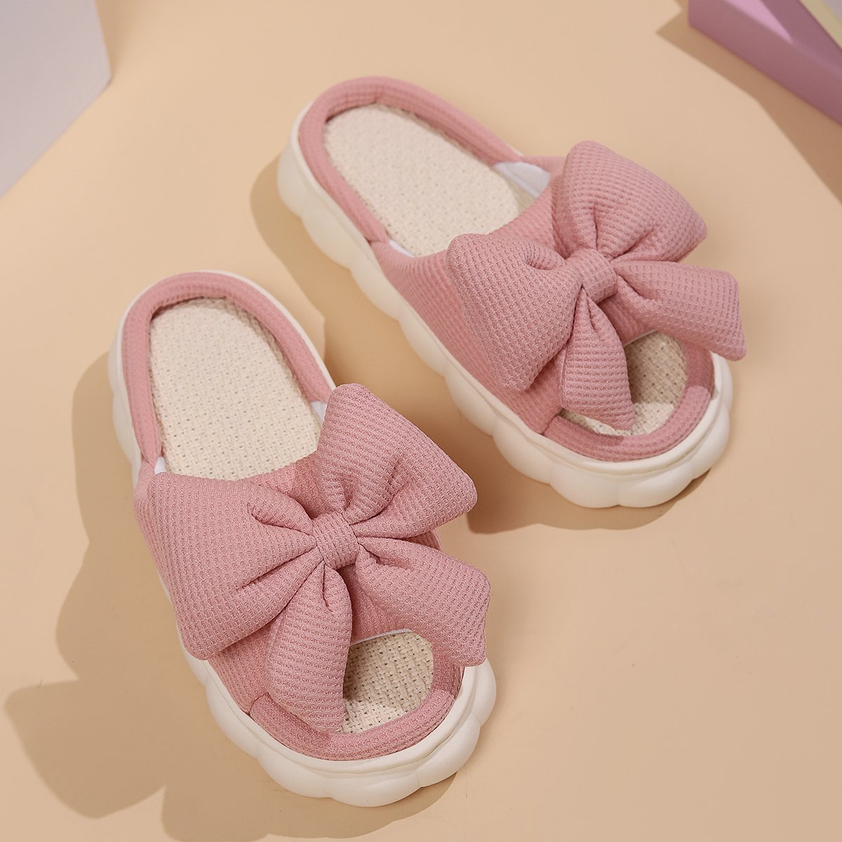 Custom women Thick Sole Soft sandals Slides Slippers for women Four Seasons Wear Cotton Fabric and Linen Open Toed Soft Slippers