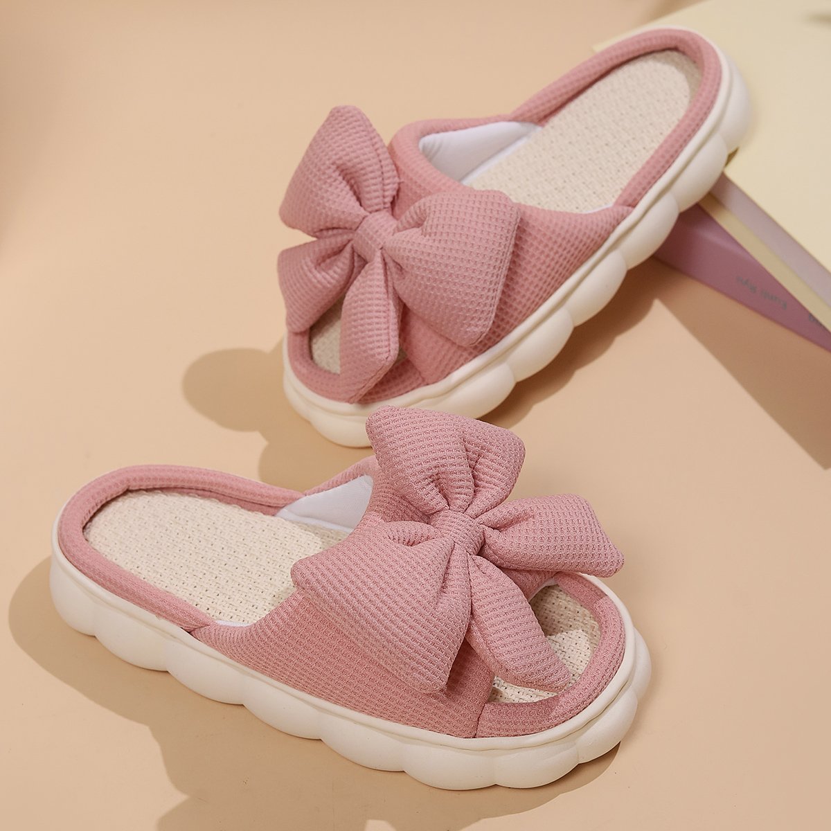 Custom women Thick Sole Soft sandals Slides Slippers for women Four Seasons Wear Cotton Fabric and Linen Open Toed Soft Slippers