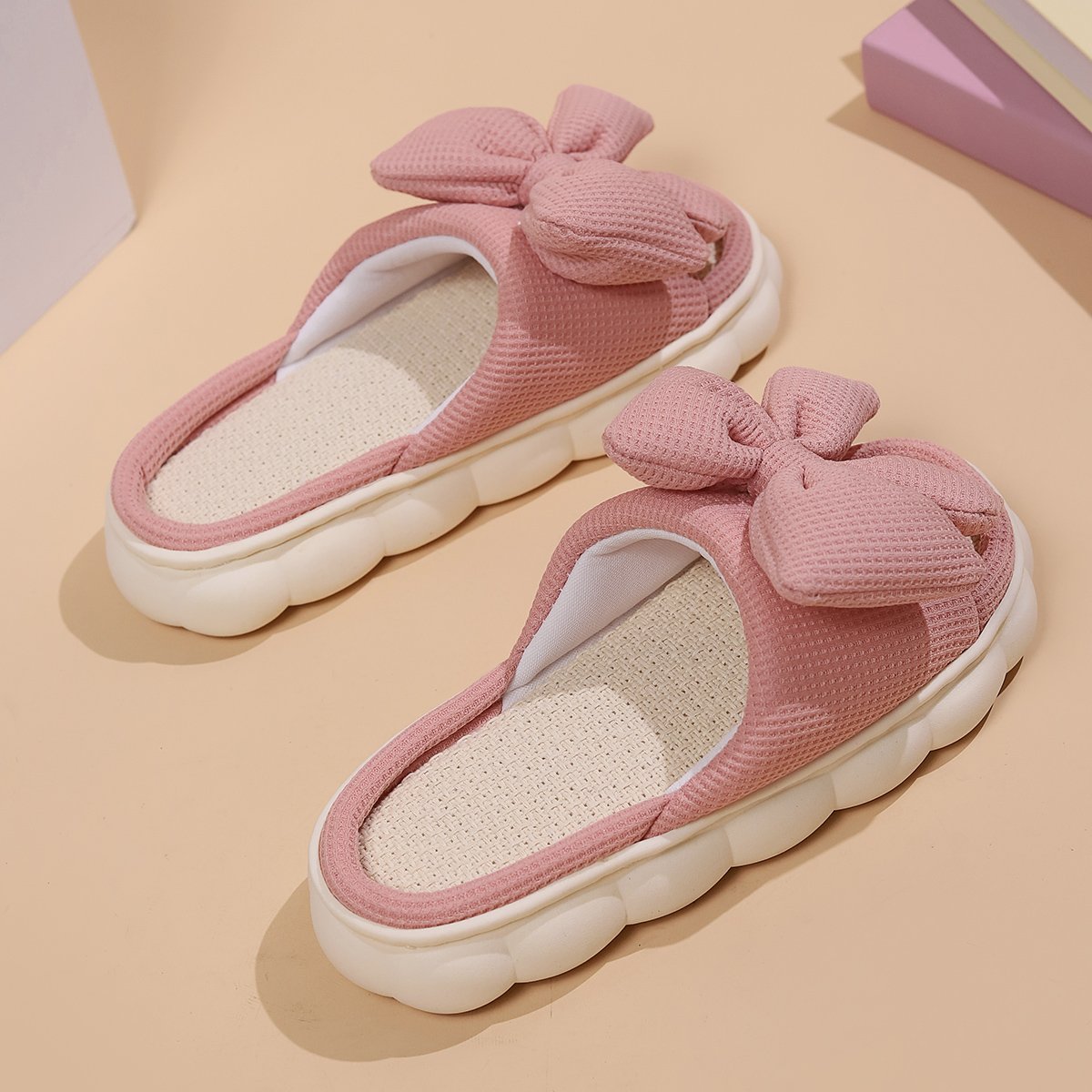 Custom women Thick Sole Soft sandals Slides Slippers for women Four Seasons Wear Cotton Fabric and Linen Open Toed Soft Slippers