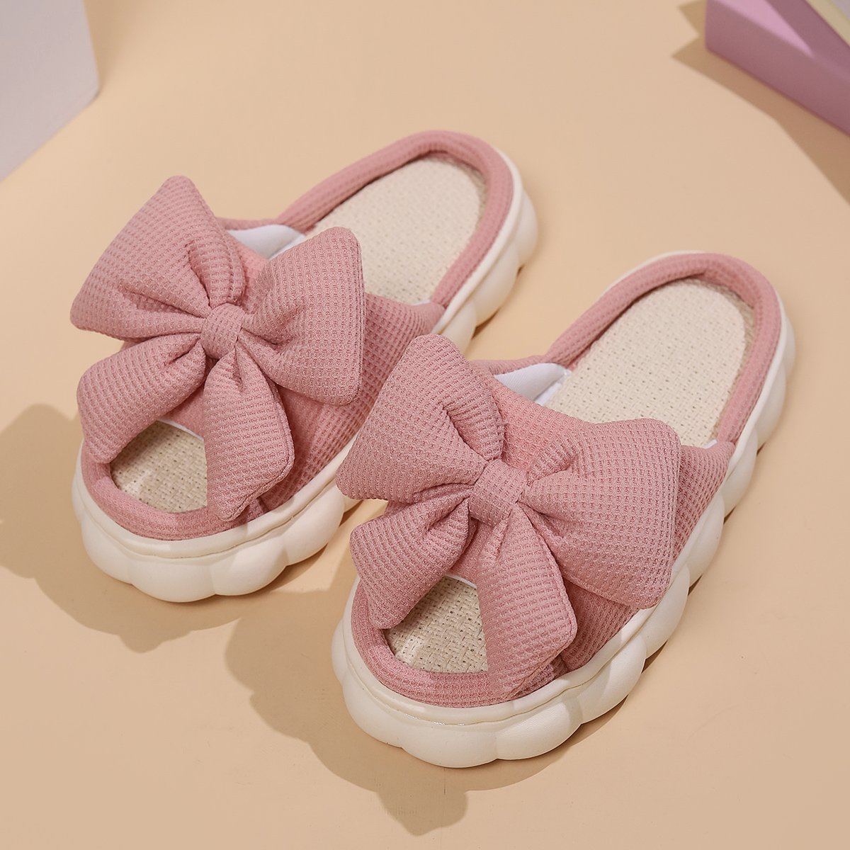 Custom women Thick Sole Soft sandals Slides Slippers for women Four Seasons Wear Cotton Fabric and Linen Open Toed Soft Slippers