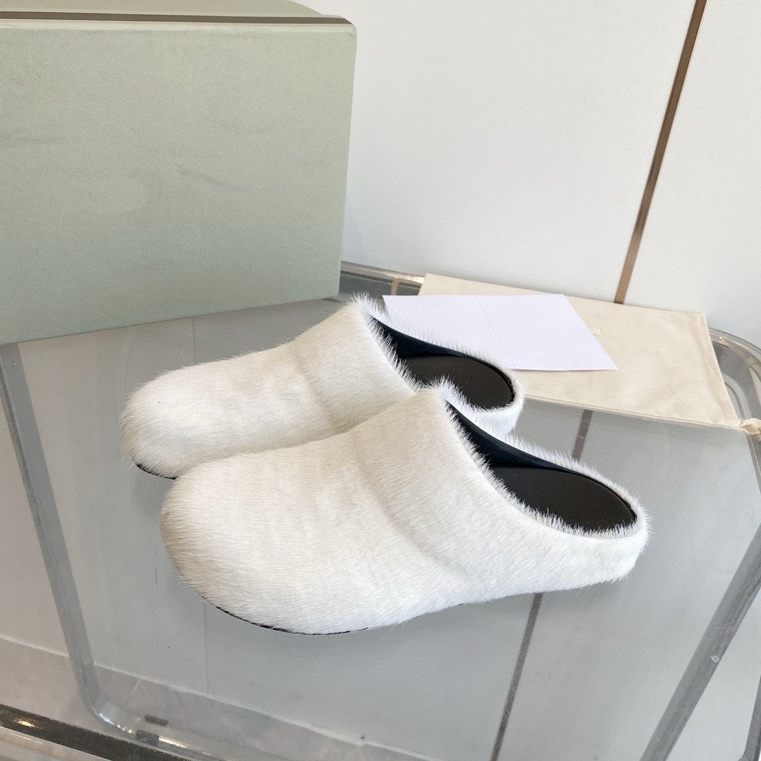 New Styles 2024 Casual Outdoor Light Leather Flat Fluffy Custom Fashion Fur Ladies home Femme Slides Slippers for men and women