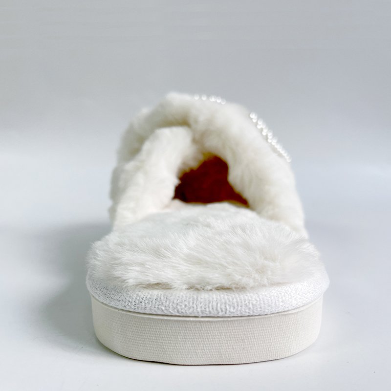 Customized Logo Pearl Patch Warm Plush Memory Foam Home Slides Cozy Fluffy Fur Wedding Slippers for Bride Bridesmaid women lady