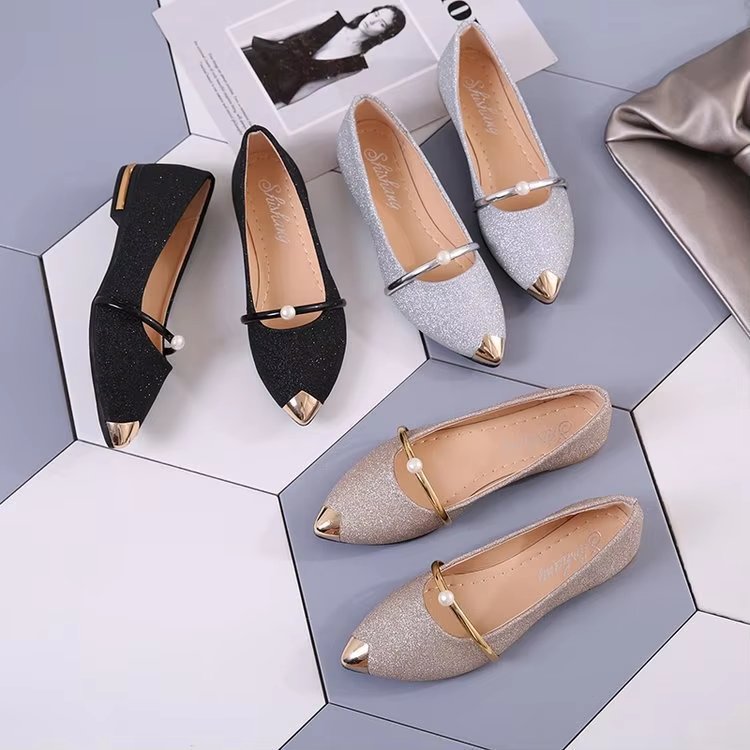 New Design Soft Sole Women's Sandals Comfort ladies Slip-on Indoor Slippers Flat Sandals daily walking closed toe slides shoes