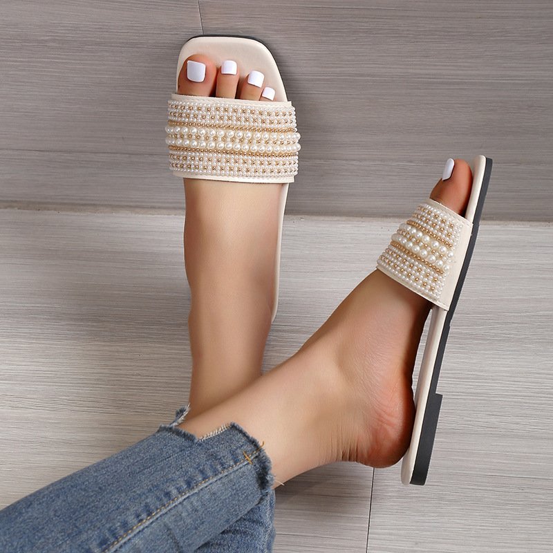 Hot Selling Pearl Rhinestone Flat Sandals Slides Slippers Open Toe Ladies Sandals Beach Luxury Sandals For Women And Ladies