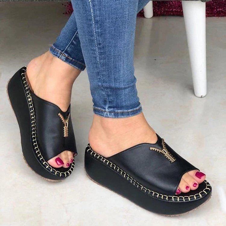 Wholesale Round Head Single Strap Zipper Decoration Thick Sole Slippers Slope Heel Ladies Slippers Thick Sole Sandals For Women