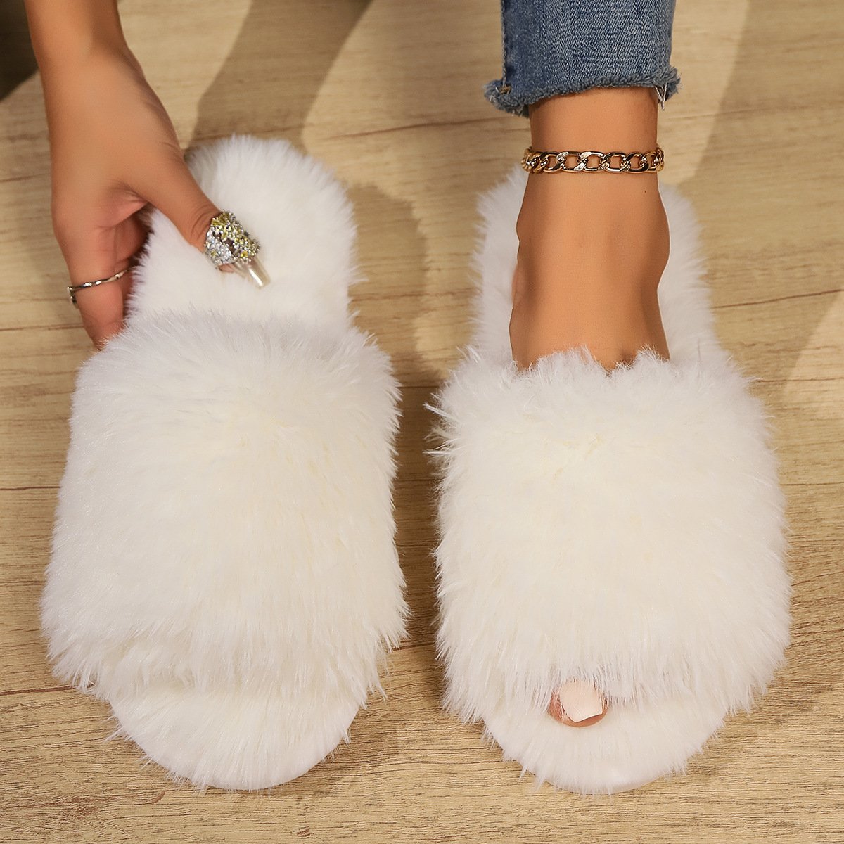 Warm Winter Fur Slides Footwear Plush Flat Indoor Slippers for Women Winter Womens Ladies Home Slippers