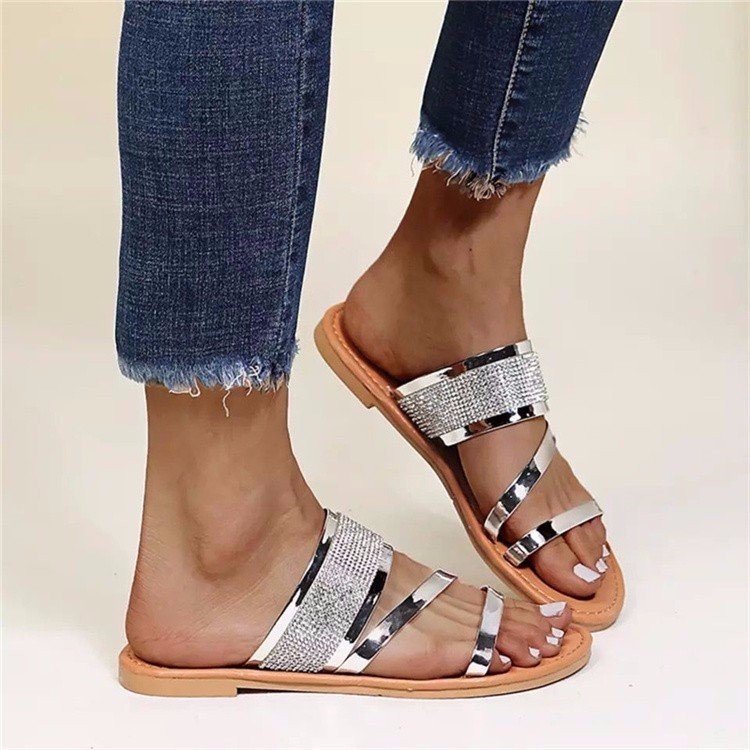 2024 New Design Fancy Flat Slide Slippers Female Foreign Large Size Beach Women Sandals
