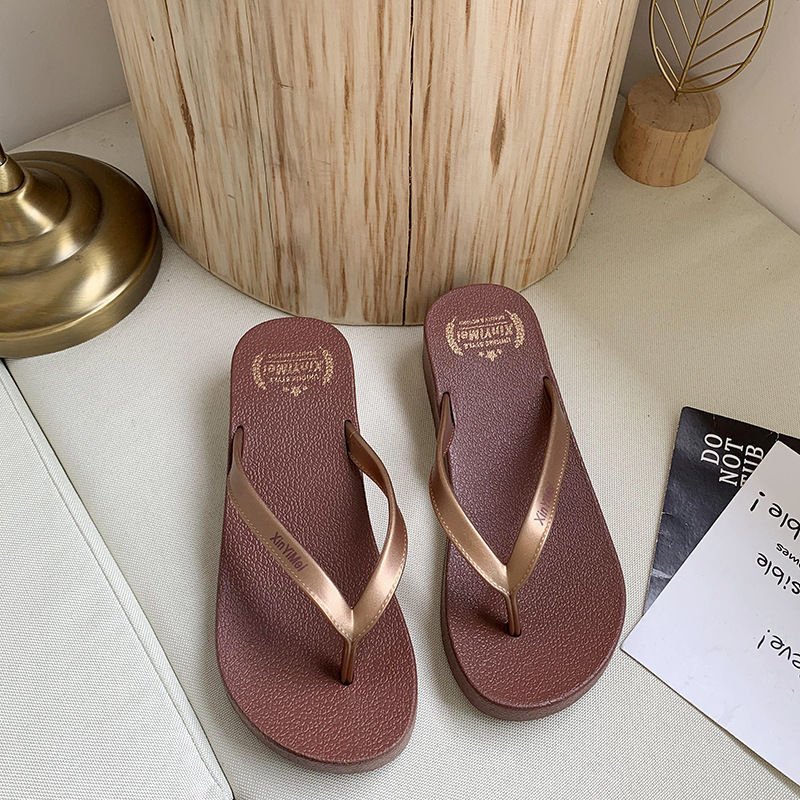 Latest Designs Jelly Sandals Transparent Girls Outdoor Slides Ladies Slippers Rhinestone Footwear For Women Flip Flops