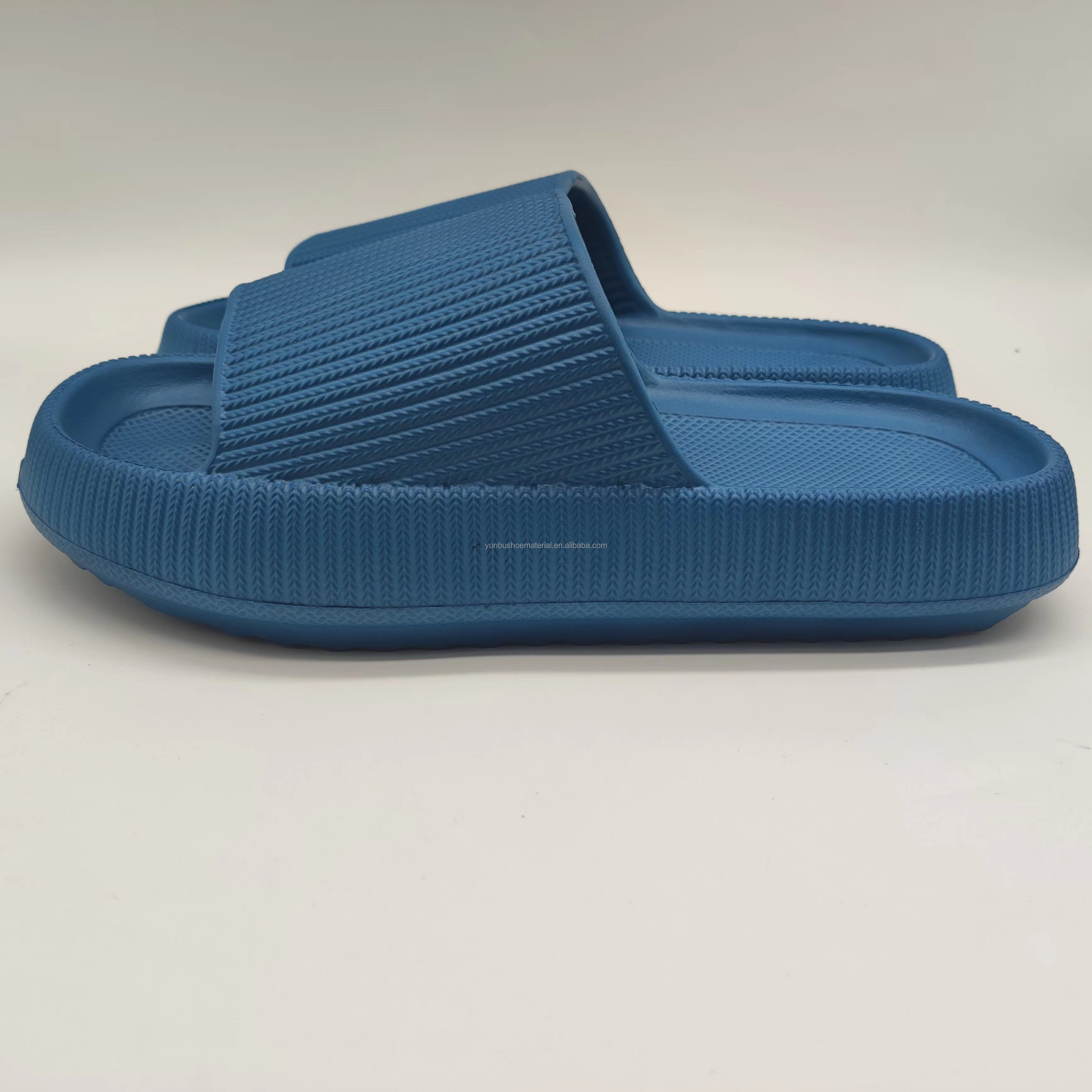High Quality Best Selling EVA Slides Slippers Light Weight Breathable New Design Water Sliding Pillow Spring Beach Wholesale OEM