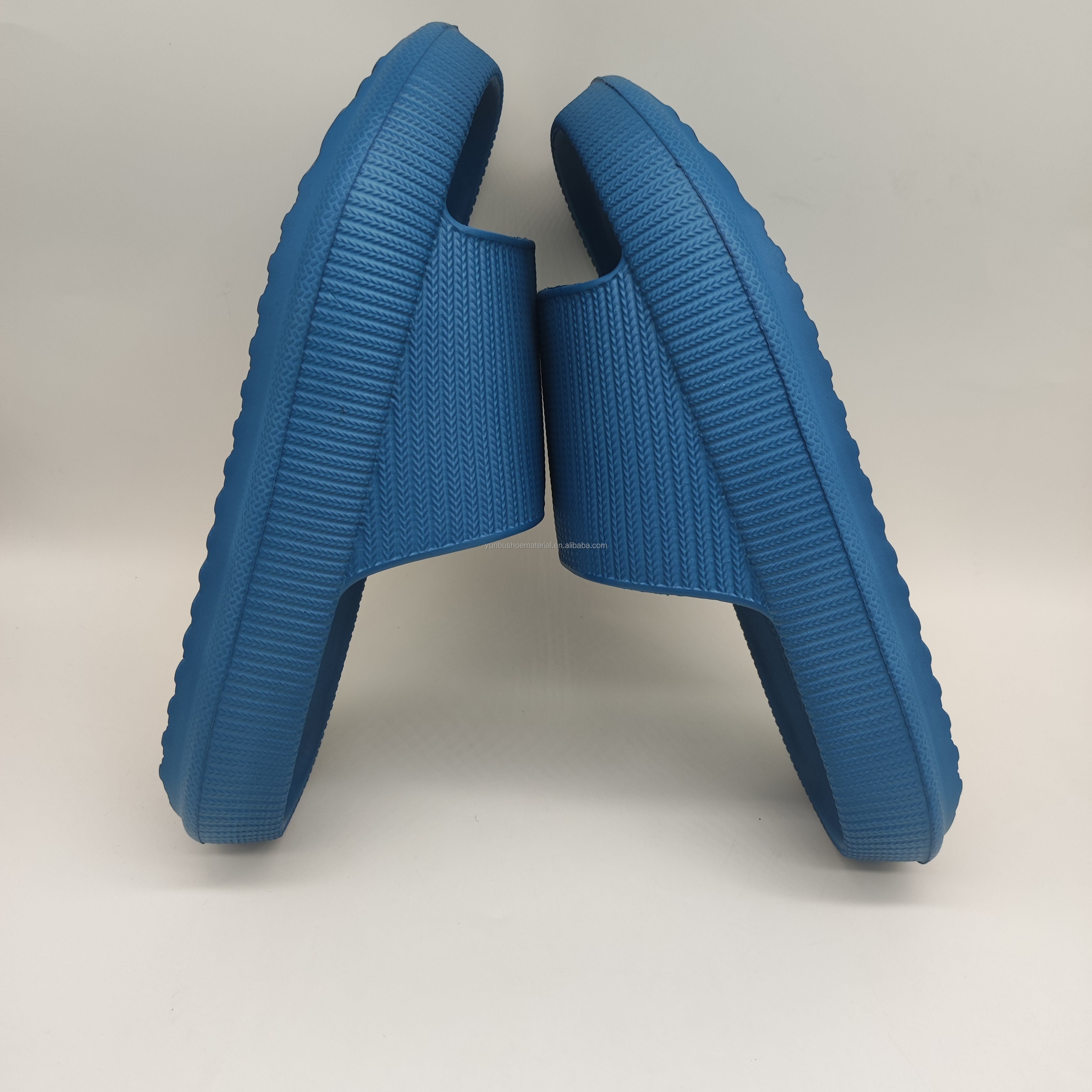 High Quality Best Selling EVA Slides Slippers Light Weight Breathable New Design Water Sliding Pillow Spring Beach Wholesale OEM