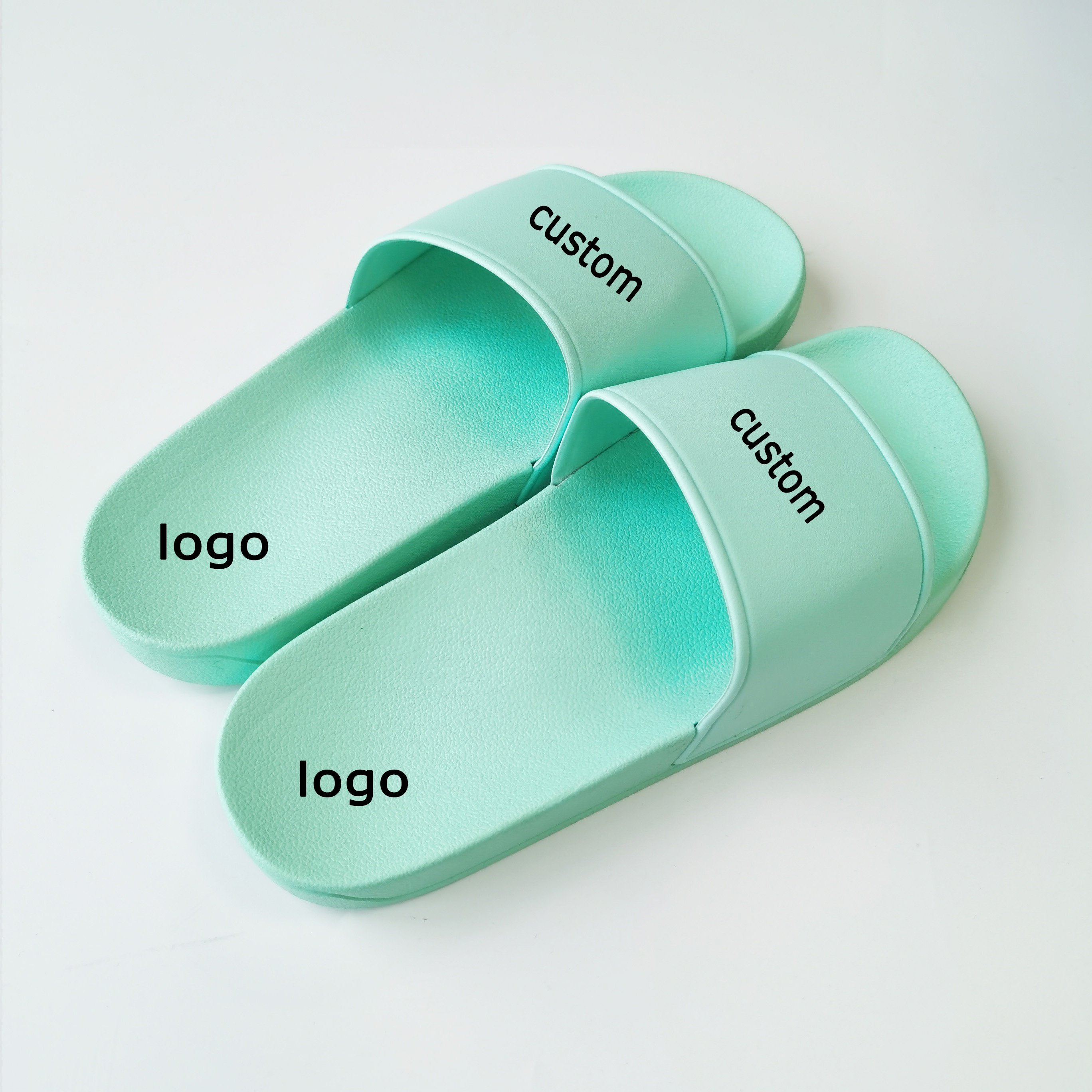 Wholesale Custom Sandals Summer Fashion Plastic Slippers Wholesale Men Pvc Slippers Custom Logo Beach Slides