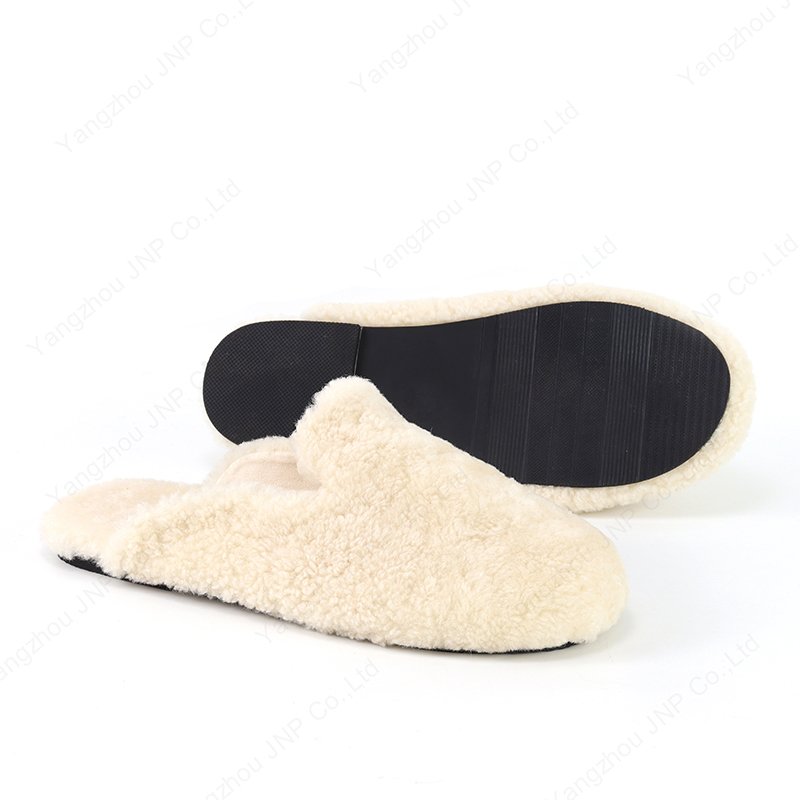 Luxurious Lambskin Sandals Fluffy White Cozy Genuine Sheepskin Shearling Mules Fur Slides Slippers for Women