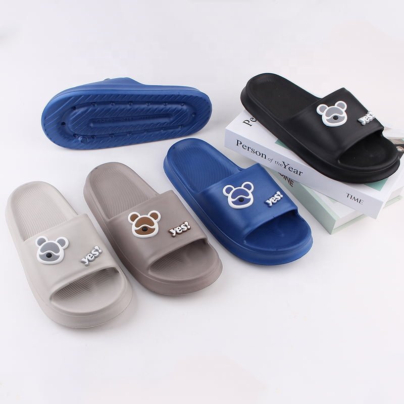 New Custom Pillow Slides Trendy Men Platform EVA Foam Slipper Lightweight Outdoor Home Slides Cloud Slippers Men Slides Slippers