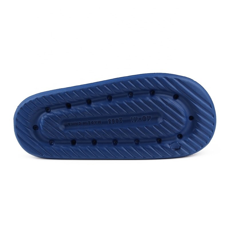 New Custom Pillow Slides Trendy Men Platform EVA Foam Slipper Lightweight Outdoor Home Slides Cloud Slippers Men Slides Slippers