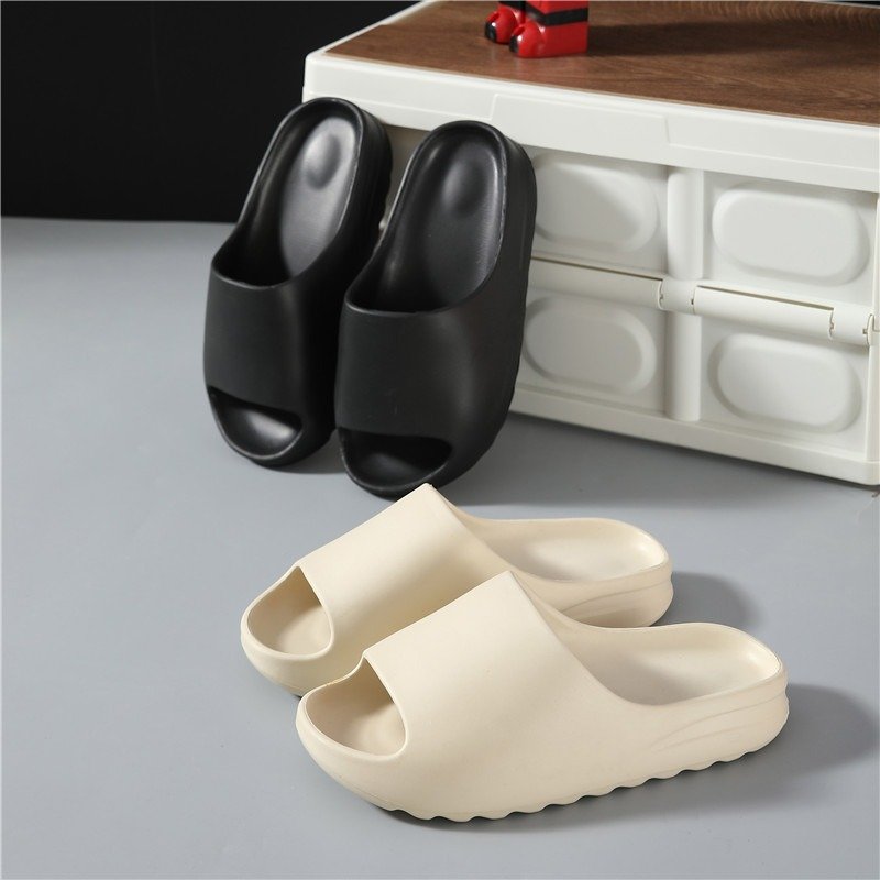 Low MOQ Customization Open Toe EVA Foam outer wear Home light weight Korean thick Unisex Slides Slippers hotel quick-drying