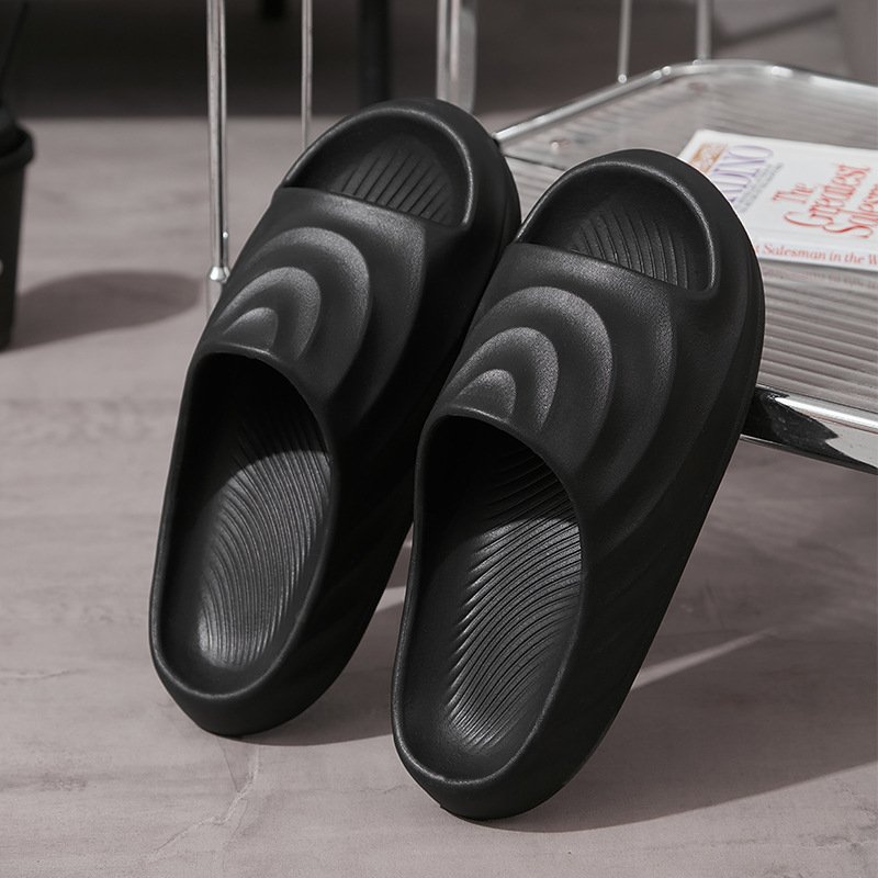 Custom Logo EVA Soft Sole Shower Slippers Thick-Feature House Bathroom Sandals Pillow Cloud Platform Slide Shoes Summer Beach