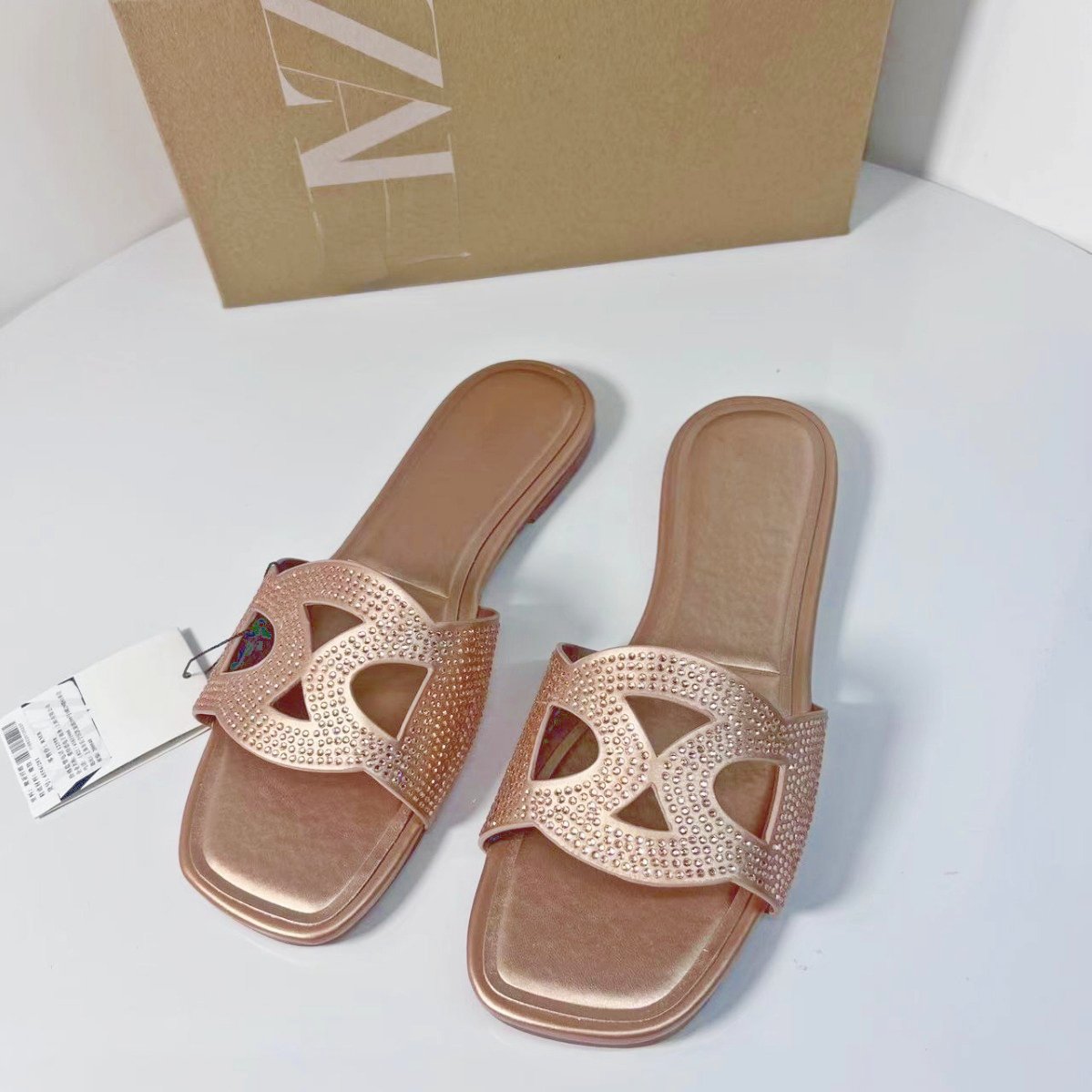 Womens Flat Bottom Slippers Ladies Sandals Outdoor Womens Slide Slippers Summer Female Slippers ZA luxury designer shoes women