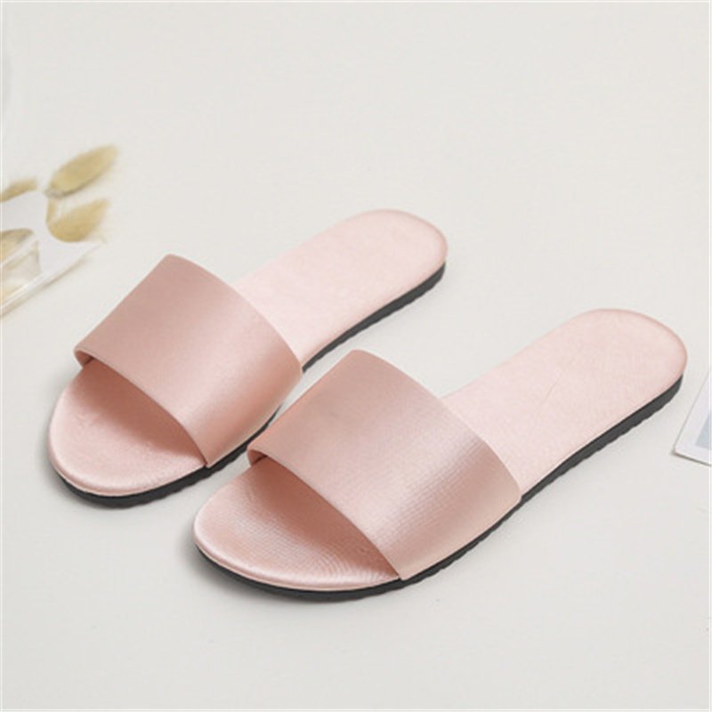Women Fashion Slides Big Size Indoor Outdoor Slippers Summer Flat Shoes Woman Sandals Anti Slip Ladies Home Slippers R1790