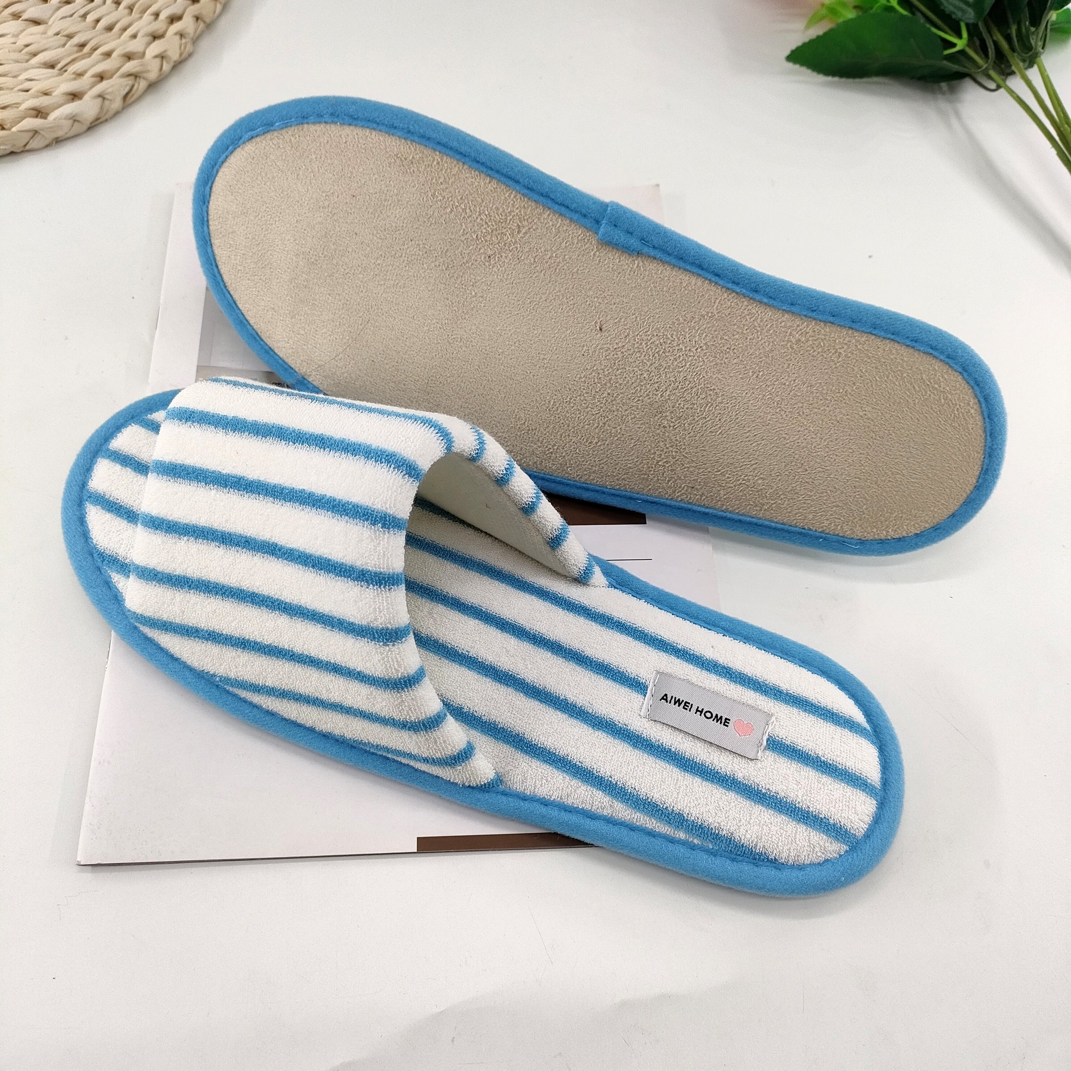 Cute Cotton Bedroom House Nonslip Soft EVA Slippers for Men Fur Custom Slides Fluffy Slippers for Women