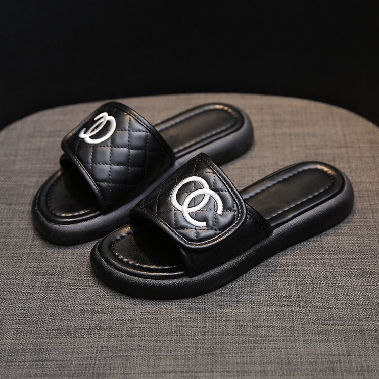 Flat Slippers Fashion Brand Outdoor Beach Women's Slides Slippers ladies female fashion flat slippers