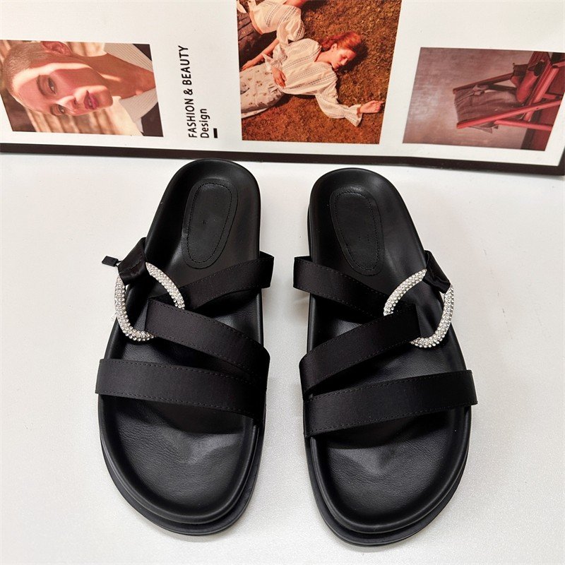 2024 Fashion Round Head Black Thick Sole Cross Water Diamond Buckle Versatile Casual Slippers