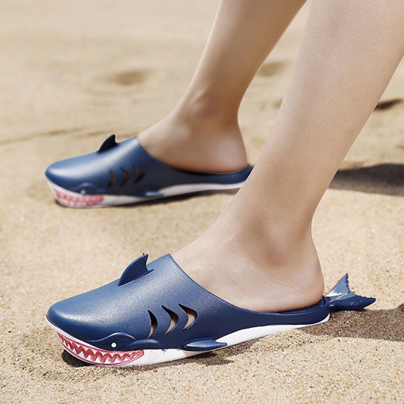 Fashion Beach Hole Massage Closed Toe Shoes Rubber Custom Logo Slide Slipper Women Men Wholesale