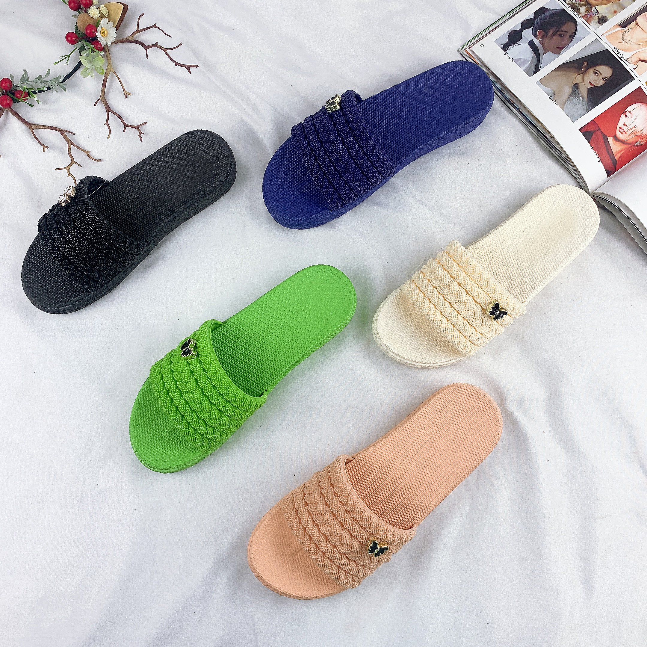 PVC Woven Straps Slides Slippers Casual Indoor & Outdoor Beach Flat Bottom Sandals