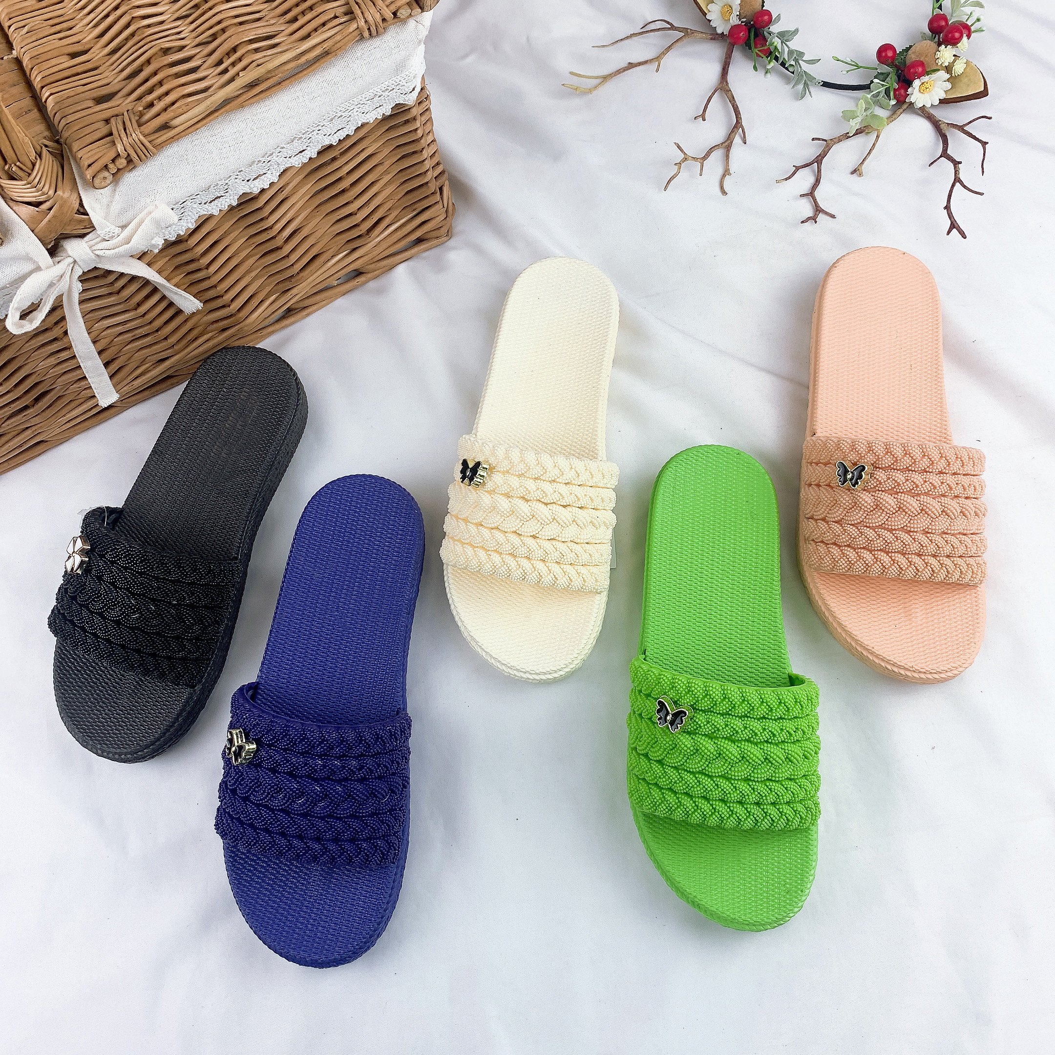 PVC Woven Straps Slides Slippers Casual Indoor & Outdoor Beach Flat Bottom Sandals