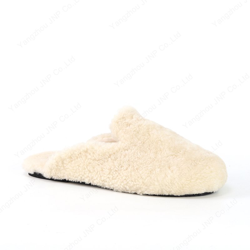 Custom Luxury Women's Winter Loafers Mules Fluffy Sheepskin Indoor Black Shearling Fur Slides Slippers for Women