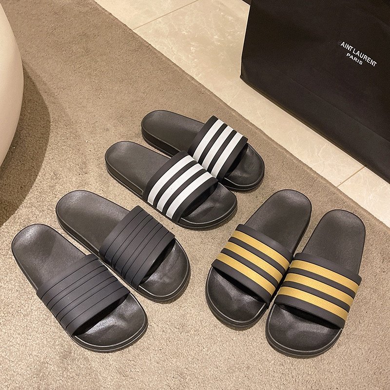 New Arrival Unisex Large Size Comfortable Slippers Stripe Design Non Slip Beach Slides Sandals For Outdoor