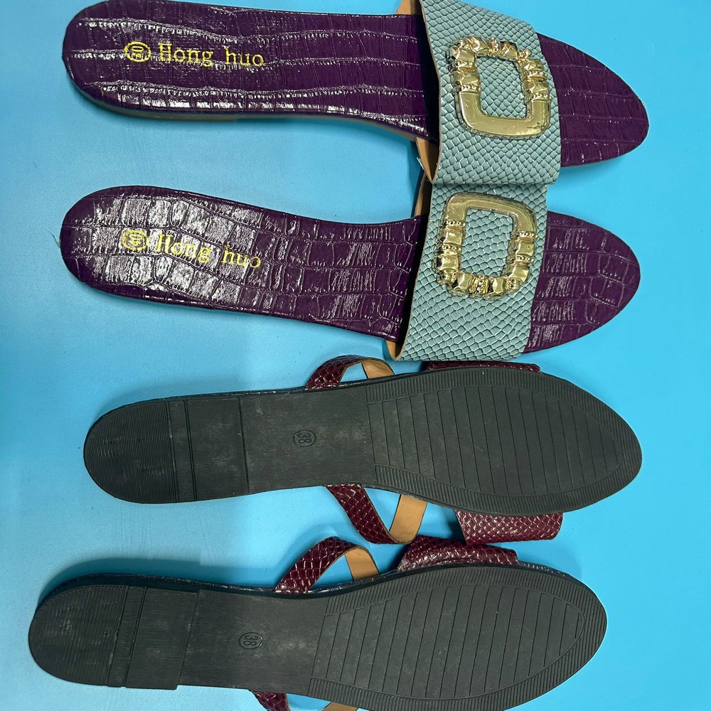 1.15 Dollars Model SJX049 Slippers Size 36-41Comfortable Split-Toe Flat Slide Casual Summer Sandals For Women And Ladies