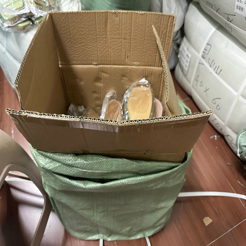 1.15 Dollars Model SJX049 Slippers Size 36-41Comfortable Split-Toe Flat Slide Casual Summer Sandals For Women And Ladies