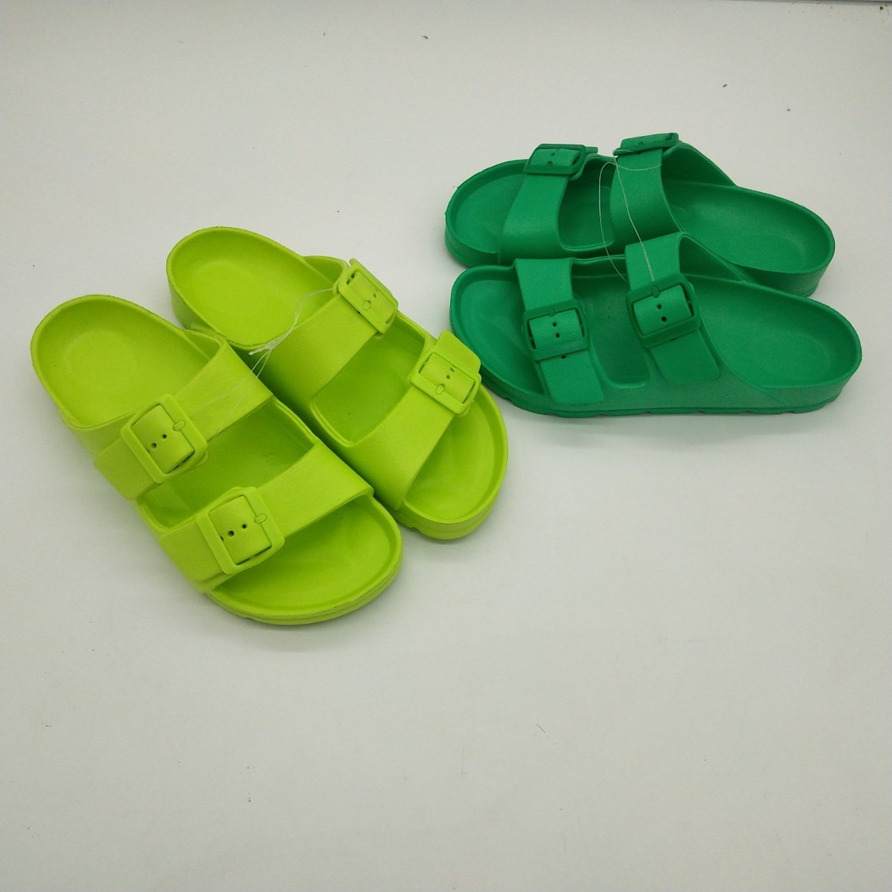 Anti-slip Bathroom Slippers Breathable Casual Outdoor Slides Slippers Customized Logo Slippers For Unisex