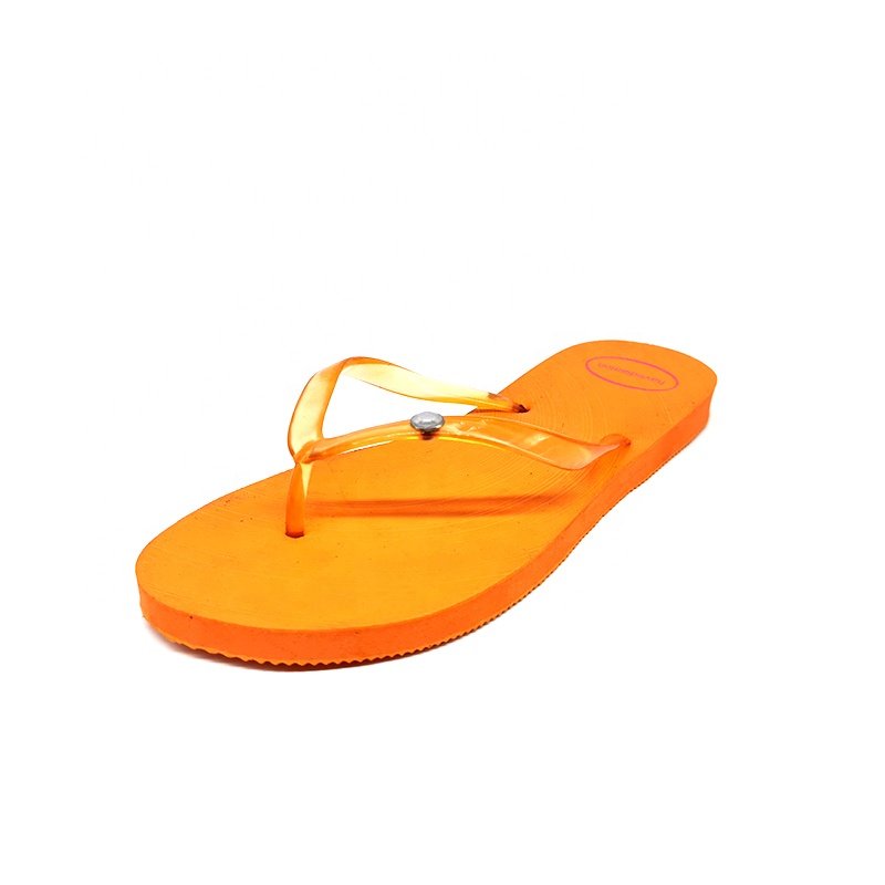 New Design Ladies Stylish Flip Flop Pe Material Slippers PE Beach Flip Flops Flip Flop Men High Quality Sandals Slide