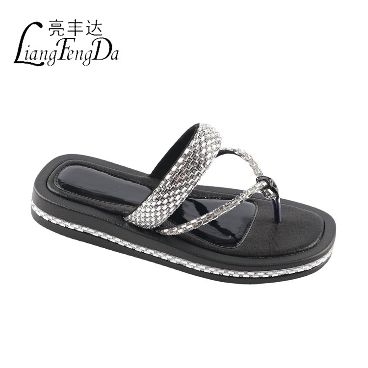 Designer Sandals Rhinestone Slides Slippers for Women Outdoor Platform Ladies Sandals PVC Factory Wholesale Africa Large Size